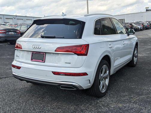 2025 Audi Q5 45 S line Premium Plus