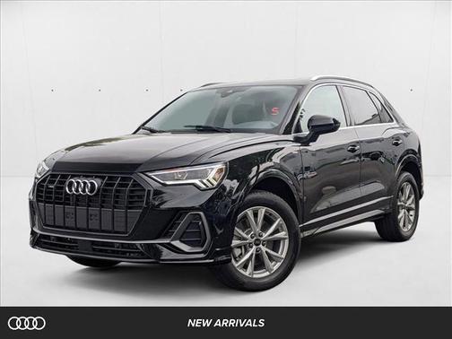2025 Audi Q3 Premium 45 TFSI S line quattro Tiptronic