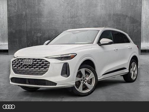 2025 Audi Q5 Premium Plus