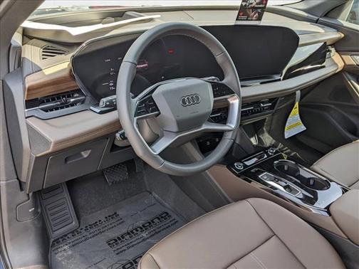 2025 Audi Q6 e-tron Premium Plus quattro