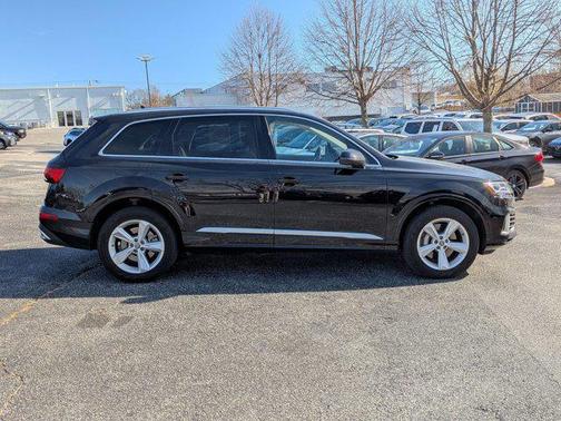 2020 Audi Q7 55 Premium