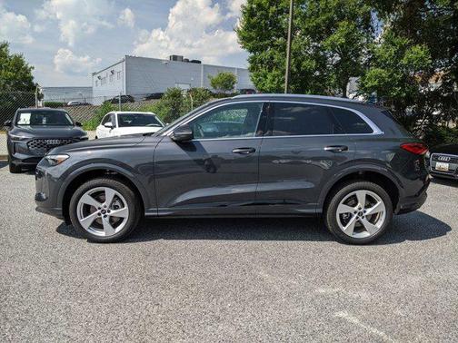2025 Audi Q5 Premium Plus