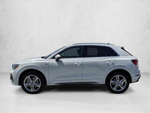 2024 Audi Q3 Premium 45 TFSI S line quattro Tiptronic