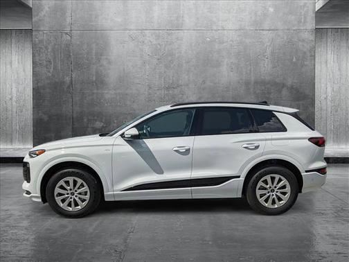 2025 Audi Q6 e-tron Premium