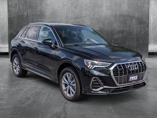 2022 Audi Q3 45 S line Premium Plus