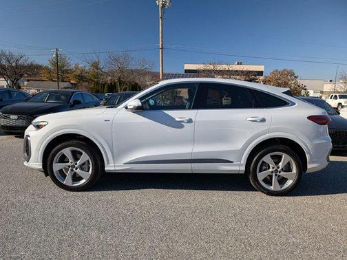 2025 Audi Q5 Premium Plus TFSI quattro S tronic