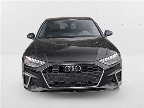 2023 Audi A4 45 S line Premium Plus