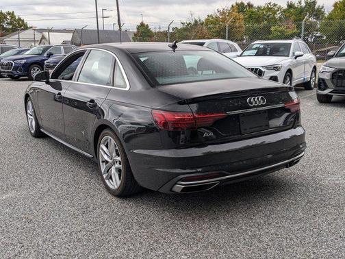2023 Audi A4 45 S line Premium Plus