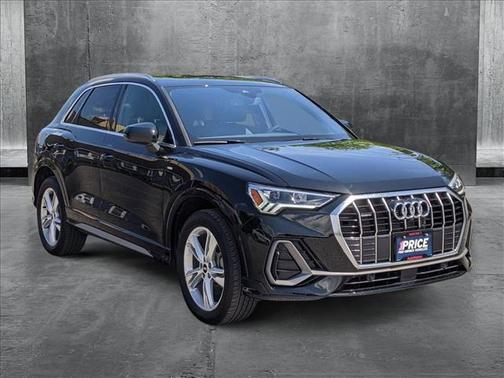 2024 Audi Q3 45 S line Premium Plus