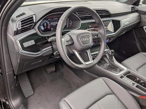 2024 Audi Q3 45 S line Premium Plus