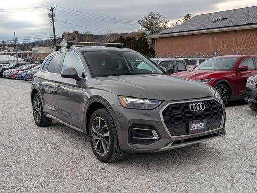 2023 Audi Q5 45 S line Premium Plus