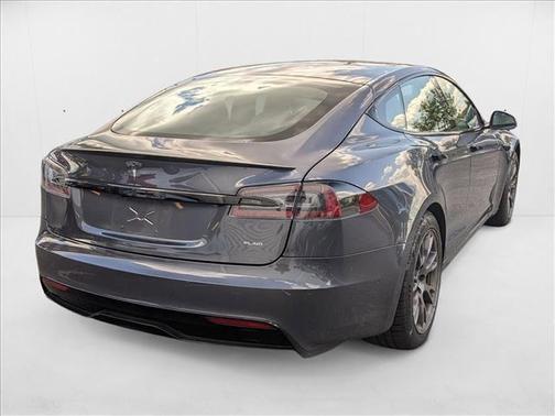 2021 Tesla Model S Plaid