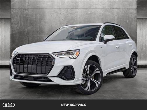 2024 Audi Q3 45 S line Premium Plus
