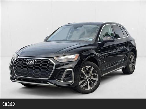 2022 Audi Q5 45 S line Premium Plus