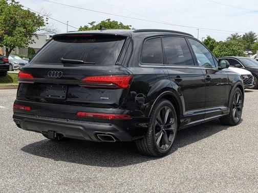 2025 Audi Q7 55 Premium Plus