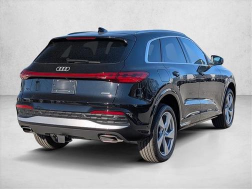 2025 Audi Q5 Premium Plus TFSI quattro S tronic