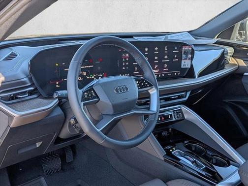 2025 Audi Q5 Premium Plus TFSI quattro S tronic