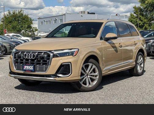 2025 Audi Q7 45 Premium Plus