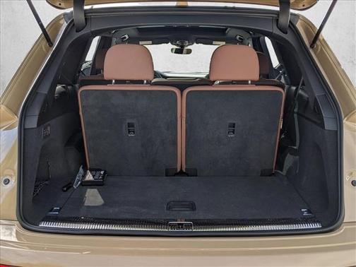2025 Audi Q7 45 Premium Plus