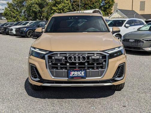 2025 Audi Q7 45 Premium Plus