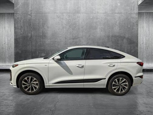 2025 Audi Q6 e-tron Premium Plus