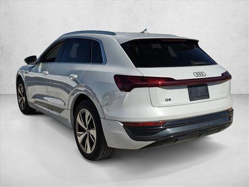 2024 Audi Q8 e-tron Premium Plus