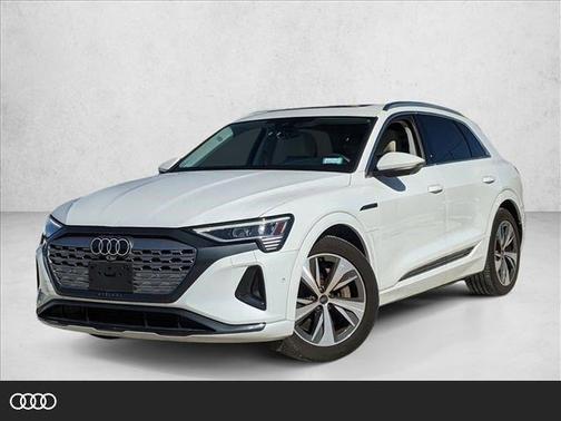 2024 Audi Q8 e-tron Premium Plus