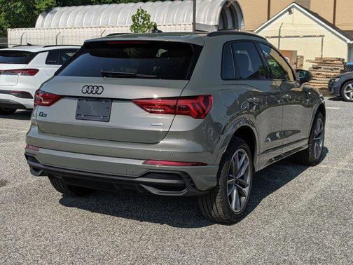 2025 Audi Q3 Premium 45 TFSI S line quattro Tiptronic