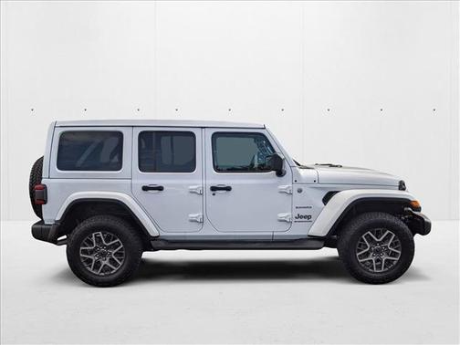 2024 Jeep Wrangler 4-Door Sahara 4x4