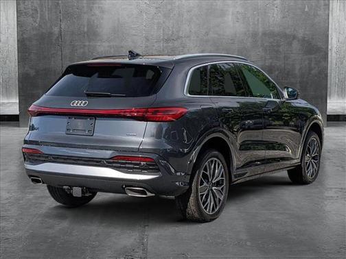 2025 Audi Q5 Premium Plus
