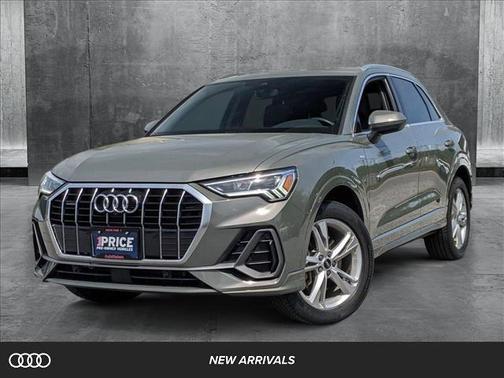 2022 Audi Q3 45 S line Premium Plus
