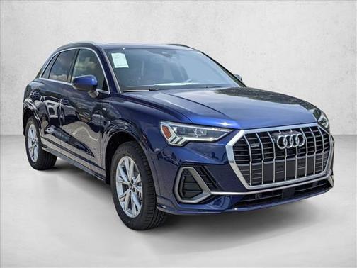 2024 Audi Q3 Premium 45 TFSI S line quattro Tiptronic