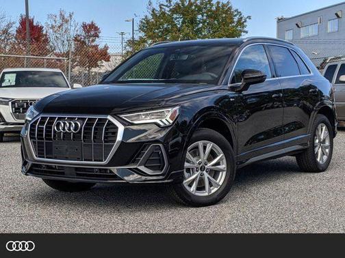 2025 Audi Q3 Premium 45 TFSI S line quattro Tiptronic