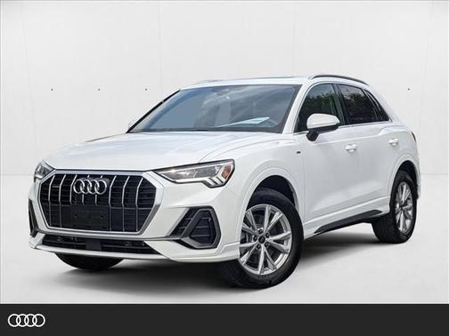 2025 Audi Q3 Premium 45 TFSI S line quattro Tiptronic