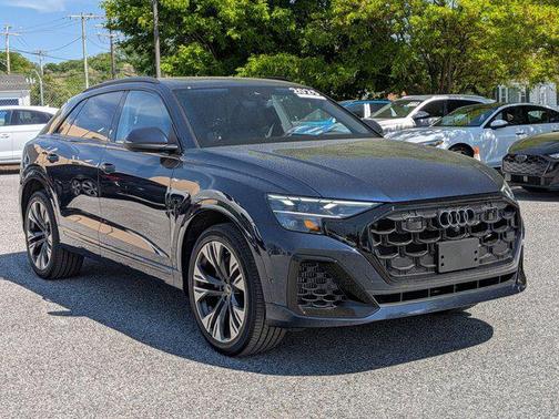 Waitomo Blue Metallic 2025 Audi Q8 55 Premium Plus