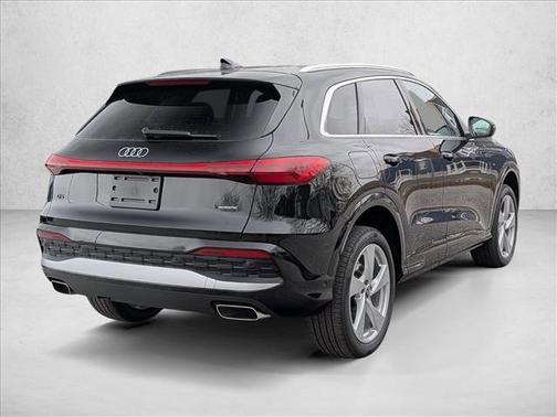 2025 Audi Q5 Premium Plus TFSI quattro S tronic