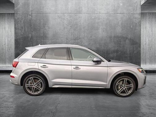 2024 Audi Q5 55 S line Premium Plus