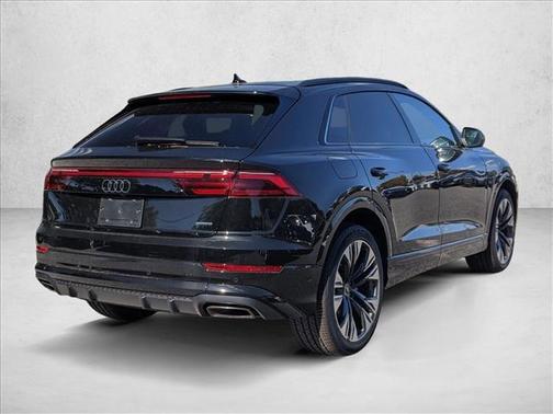 2025 Audi Q8 55 Premium Plus