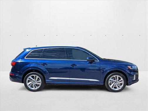 2021 Audi Q7 45 Premium Plus