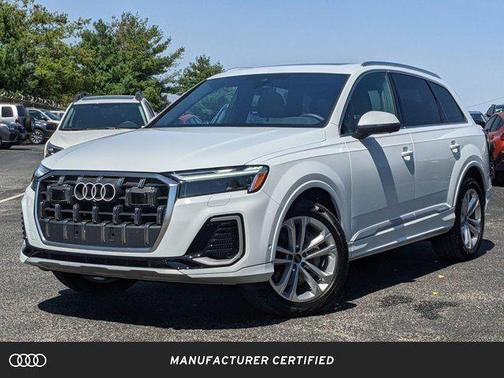 2025 Audi Q7 55 Premium Plus