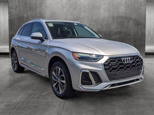 2024 Audi Q5 45 S line Premium