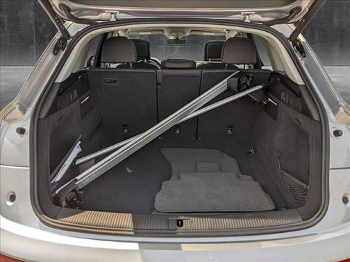 2024 Audi Q5 45 S line Premium