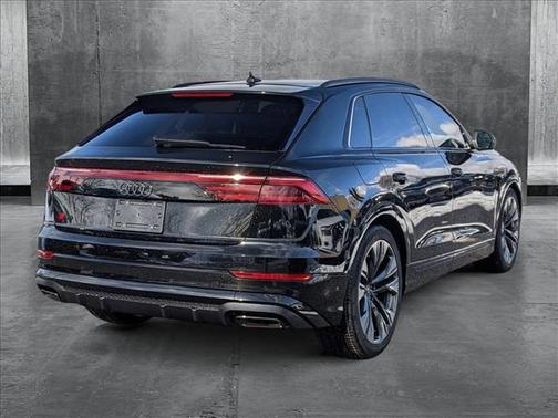 2025 Audi Q8 55 Prestige