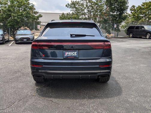 2025 Audi Q8 55 Premium Plus