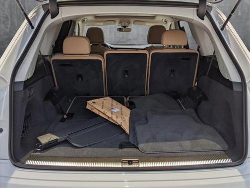 2025 Audi Q7 45 Premium Plus