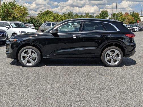 2025 Audi Q5 Premium Plus