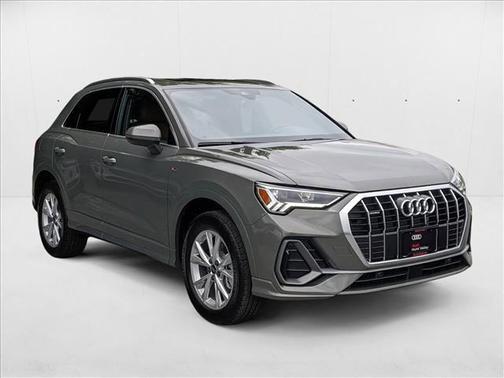 2025 Audi Q3 Premium 45 TFSI S line quattro Tiptronic