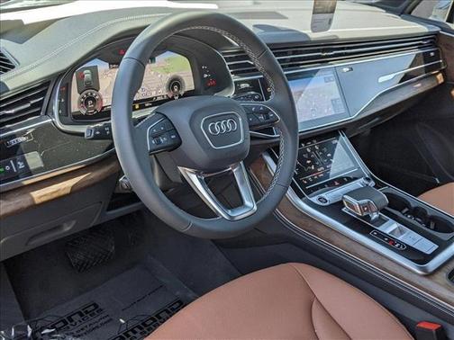 2025 Audi Q7 55 Premium Plus