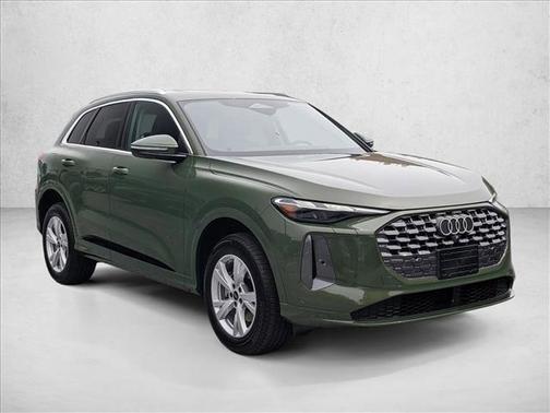 2025 Audi Q5 Premium