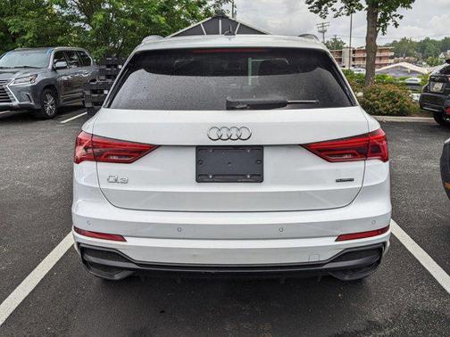 2022 Audi Q3 45 S line Premium